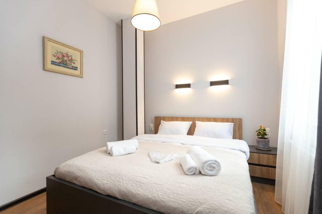 Wehost Apartment Near Fabrika Tiflis Dış mekan fotoğraf
