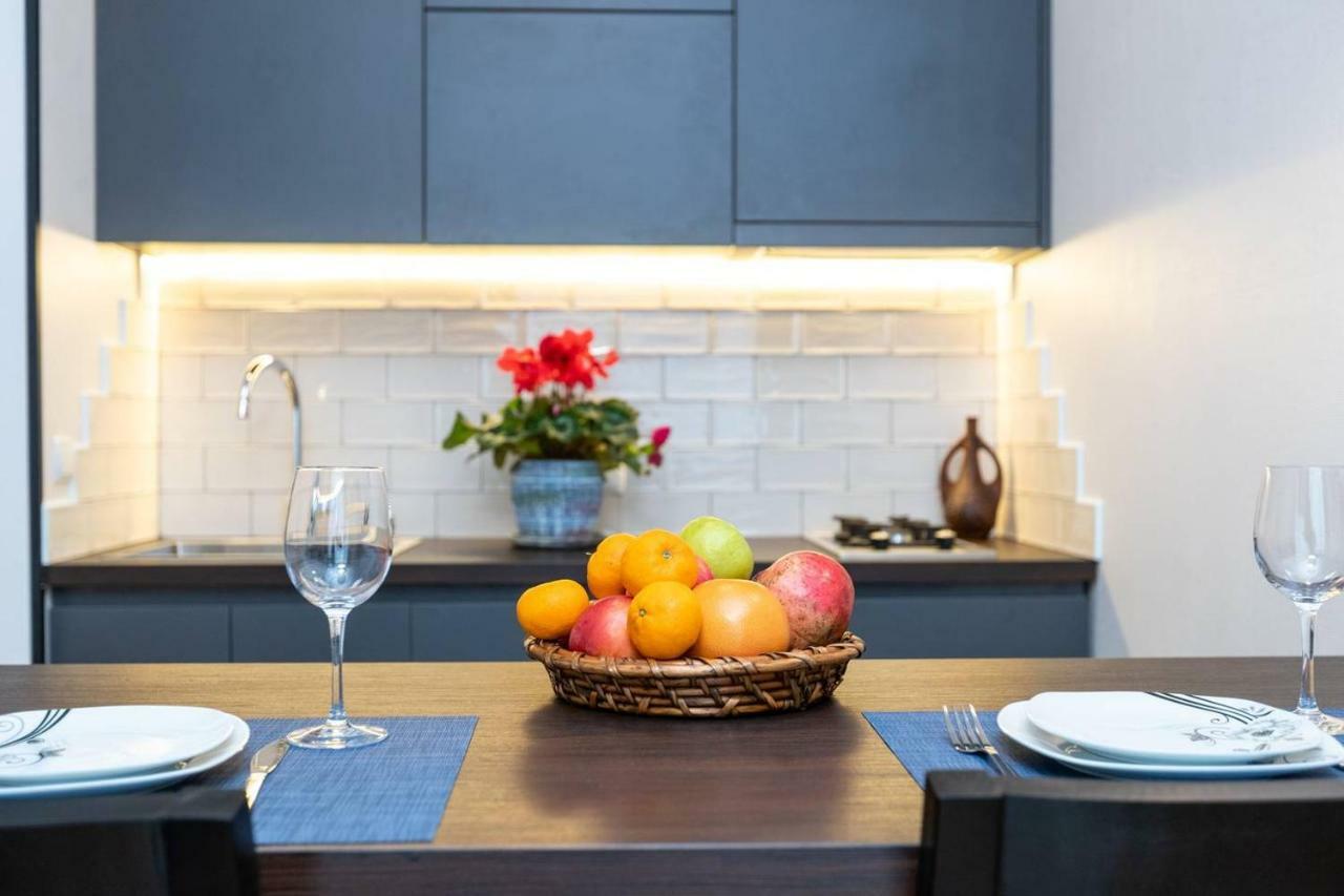 Wehost Apartment Near Fabrika Tiflis Dış mekan fotoğraf