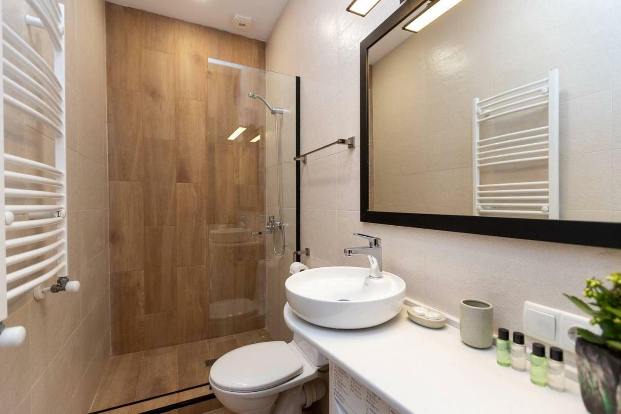Wehost Apartment Near Fabrika Tiflis Dış mekan fotoğraf