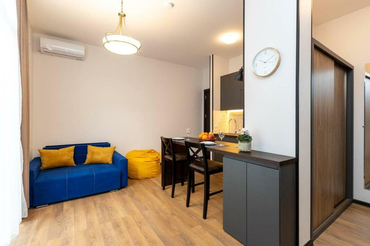 Wehost Apartment Near Fabrika Tiflis Dış mekan fotoğraf